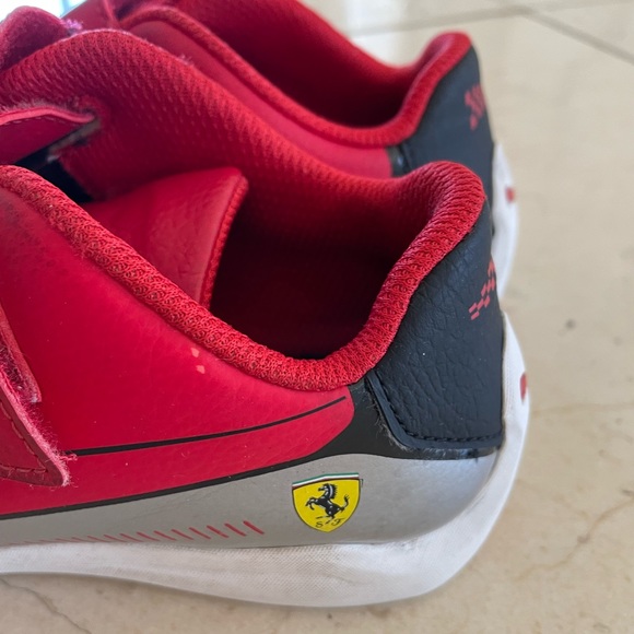 Rosso Corsa red Ferrari x Puma first steps Drift Cat Delta V sneakers 2C - Picture 7 of 8